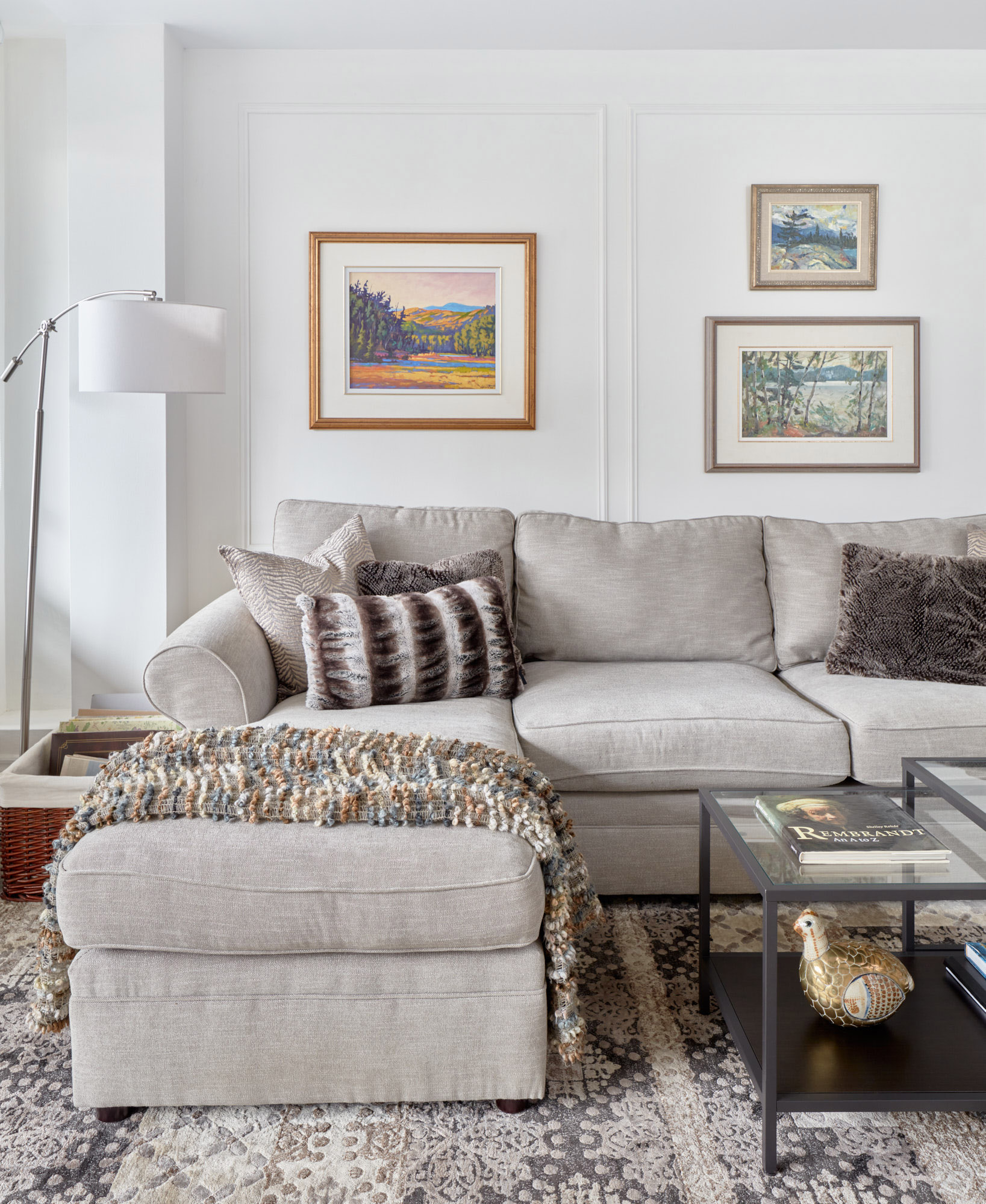 Comfortable living room image